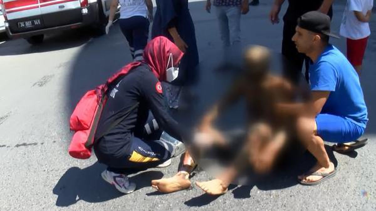 Beyoğlu\'nda inşaatta yangın: 6 yaralı