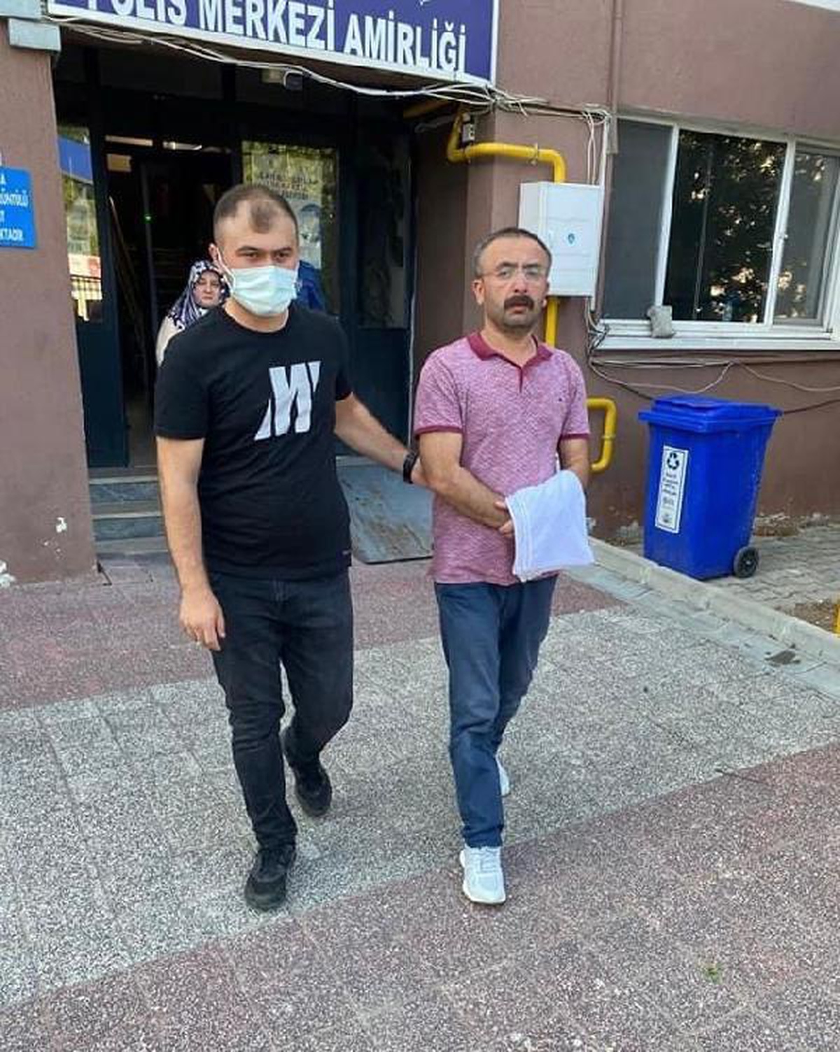 Edirne\'de yakalanan 3 FETÖ şüphelisi tutuklandı