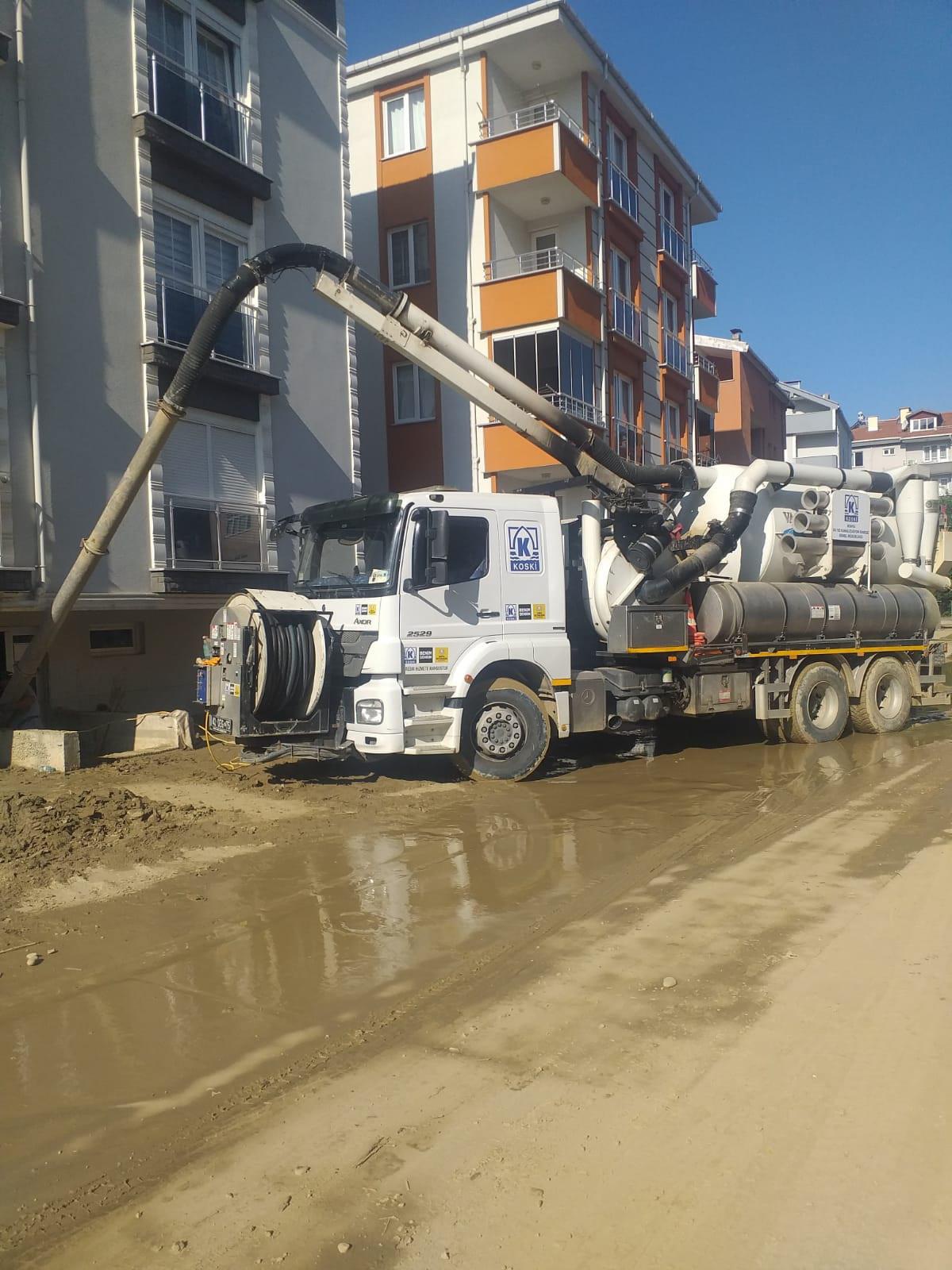 Konya\'dan afet bölgelerine destek sürüyor