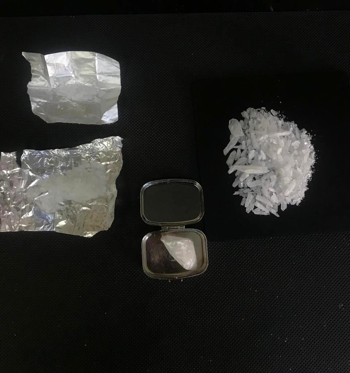 Uyuşturucu satıcıları uygulamaya takıldı