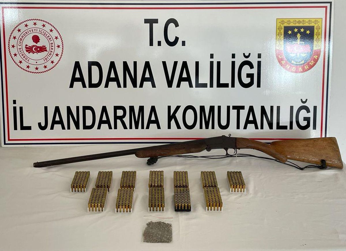 Adana\'da uyuşturucu operasyonunda 2 şüpheli yakalandı