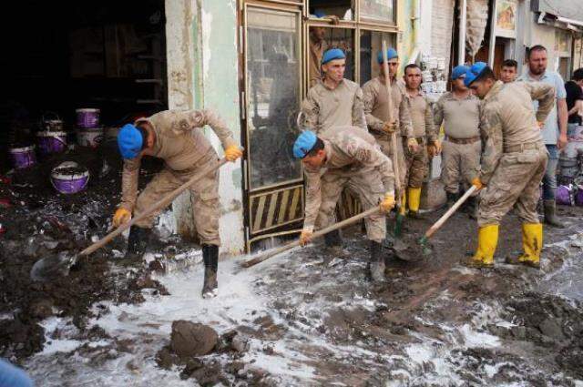 Batı Karadeniz'de sel felaketinin boyutu giderek artıyor! Can kaybı 66'ya çıktı