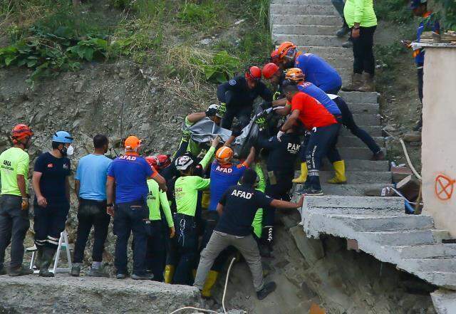 Batı Karadeniz'de sel felaketinin boyutu giderek artıyor! Can kaybı 66'ya çıktı