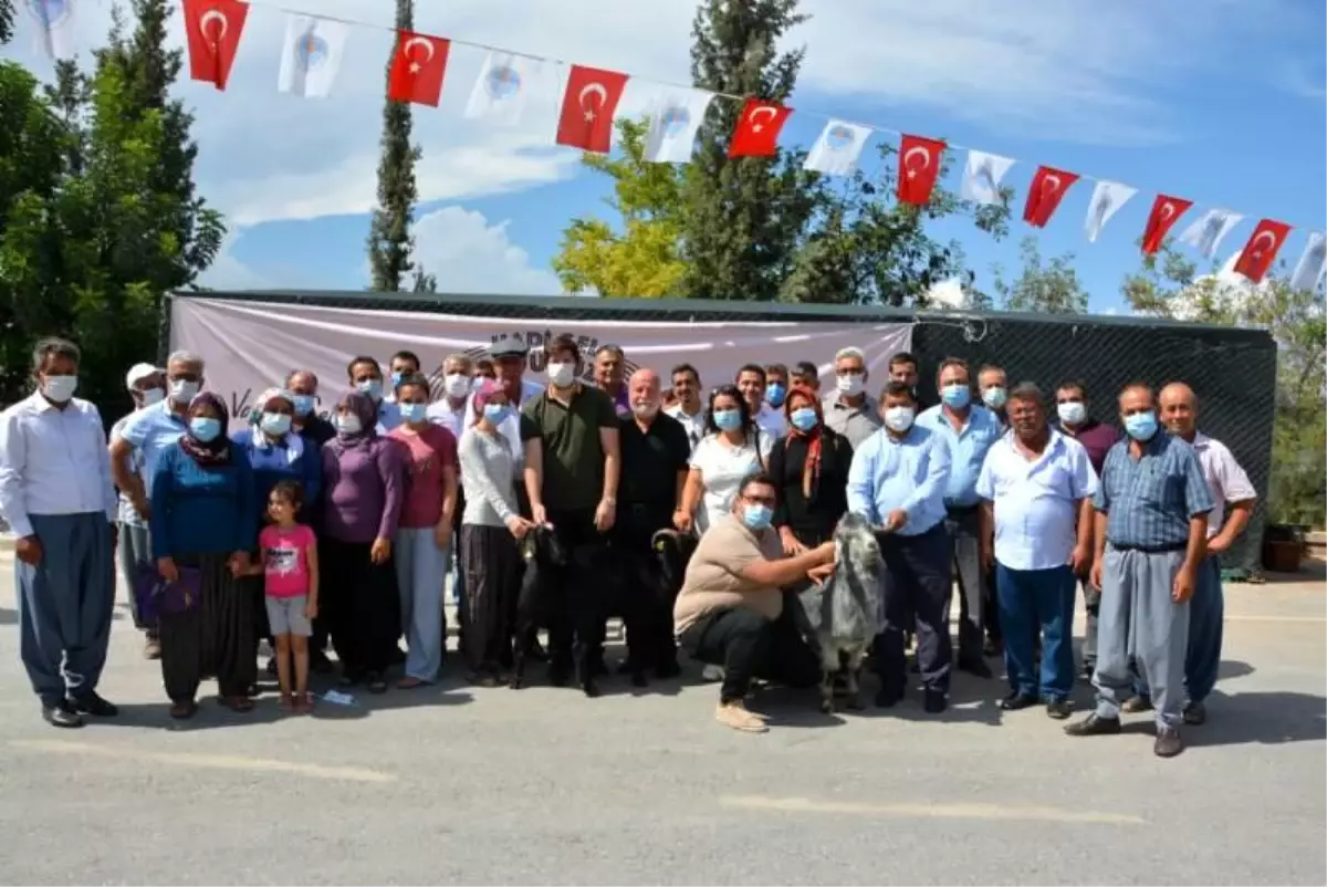 Büyükşehir\'in \'Hadi Gel Köyümüze Destek Verelim Projesi\' Kırsalın Yüzünü Güldürüyor