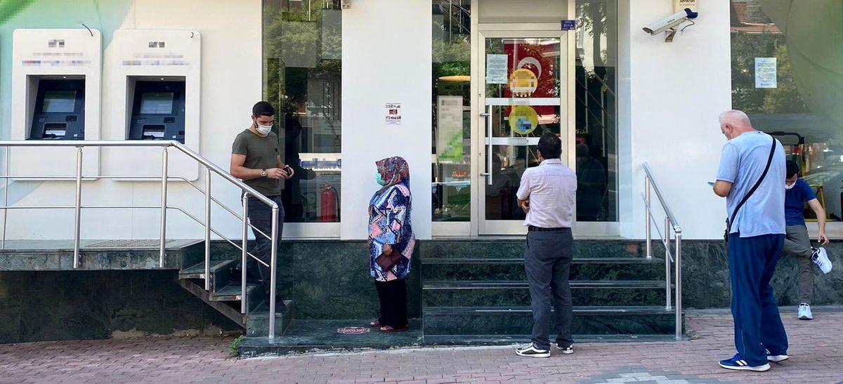 Çalışanı korona virüse yakalanan banka 1 hafta süreyle kapatıldı