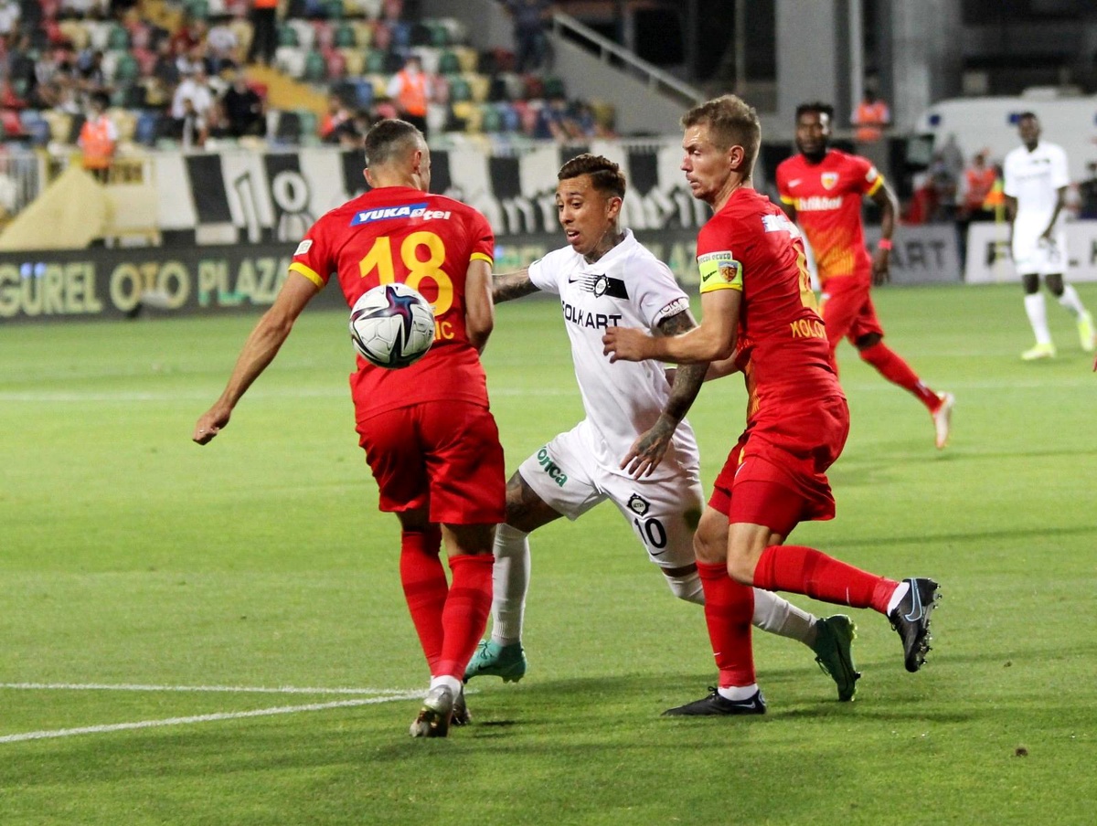 Kayserispor\'da moraller bozuk
