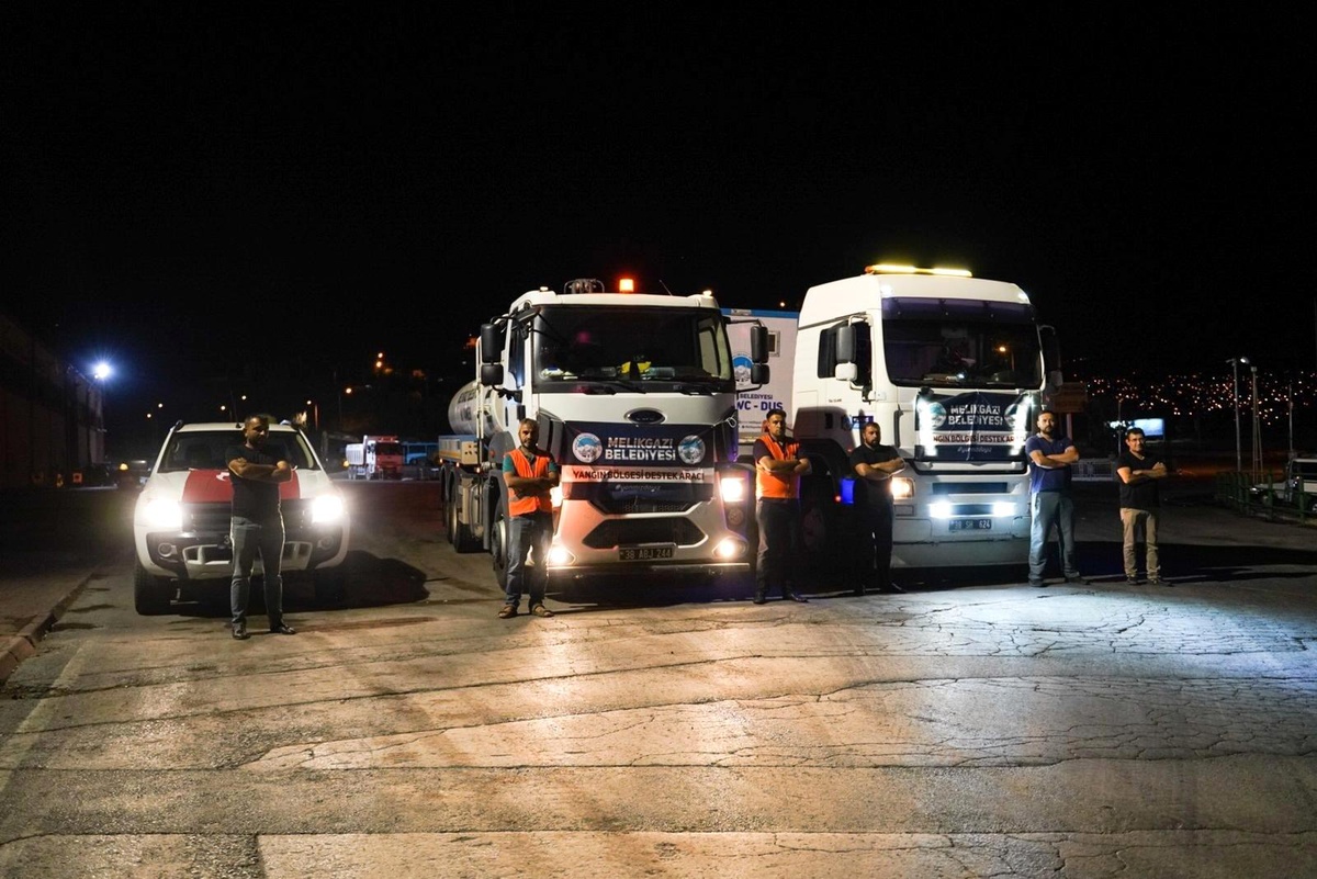 MELİKGAZİ\'DEN KASTAMONU SEL ÇALIŞMALARINA DESTEK