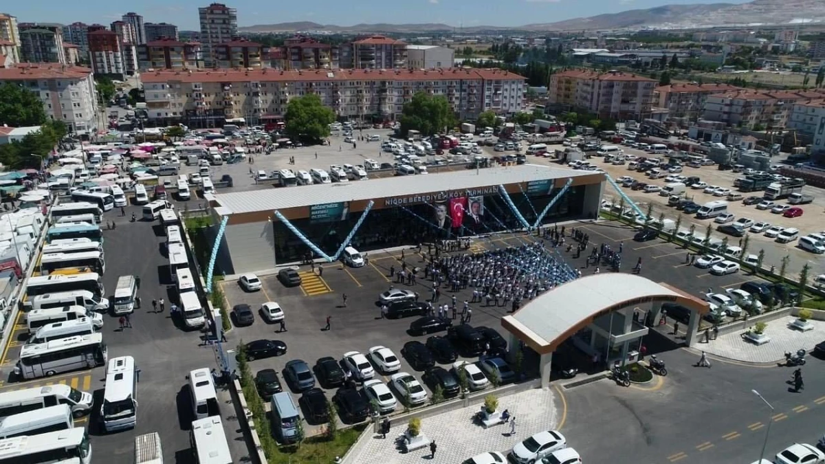 Niğde\'ye Yakışır Köy Terminali Törenle Hizmete Açıldı