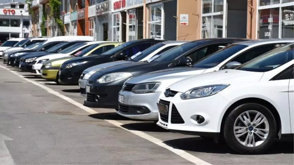 Otomobil piyasası birbirine girdi! İkinci el fiyatları, sıfır araçlara yaklaştı