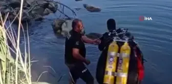 Sakarya Nehrini geçmek isterken kaybolan genç için İzmir'den özel ekip geliyor