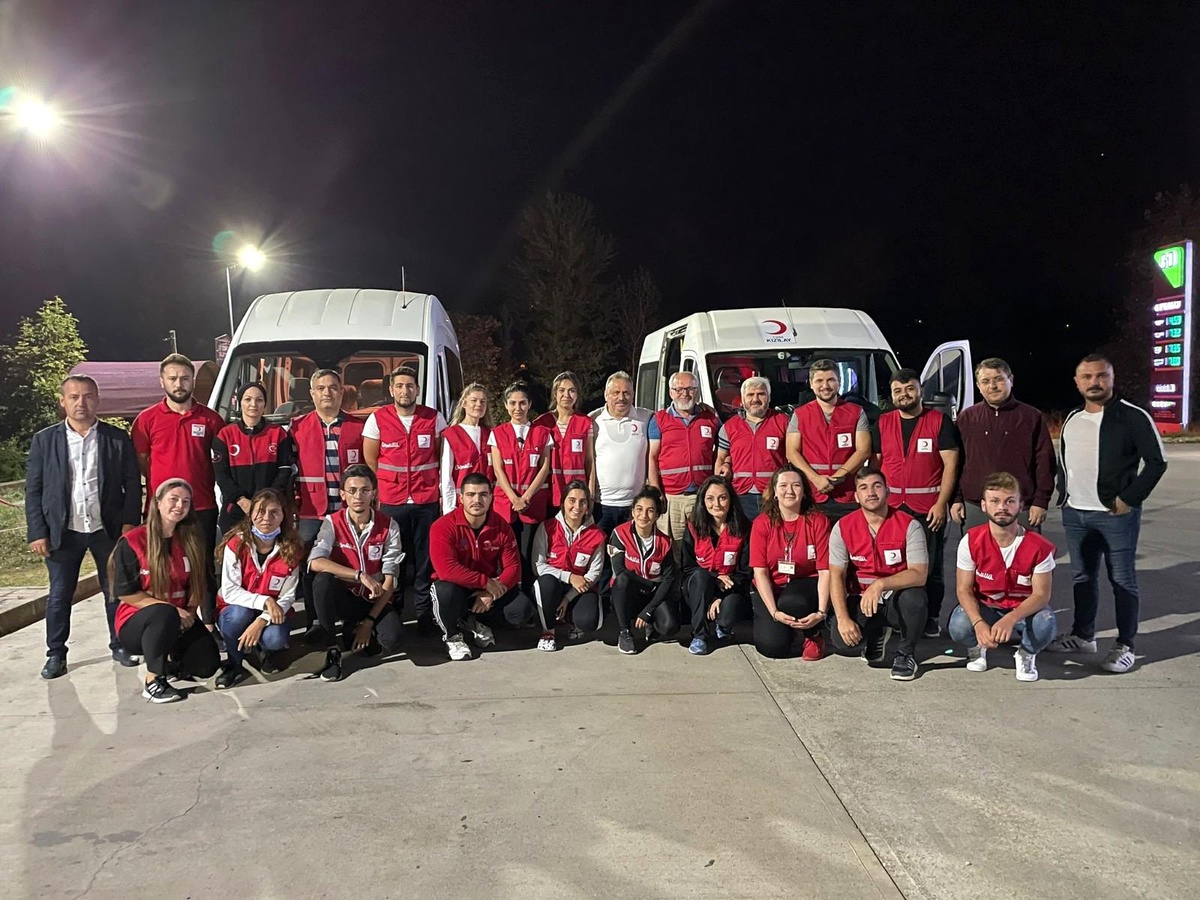 Türk Kızılayı Zonguldak Şubesi Kastamonu yolunda