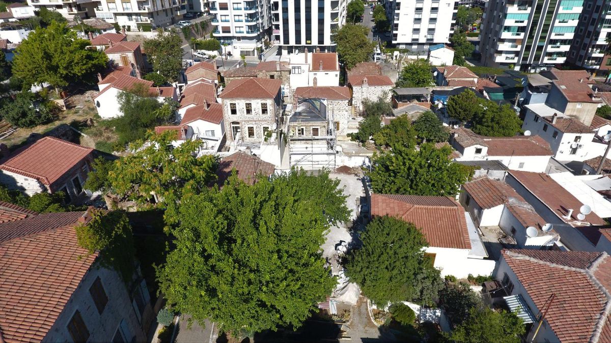 Yukarıköy\'de restorasyon sürüyor!