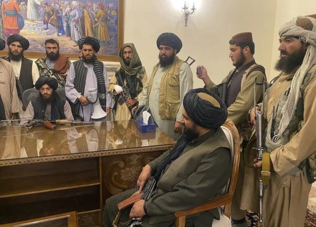Taliban, Afganistan'da kontrolü ele geçirdikten sonra genel af ilan etti