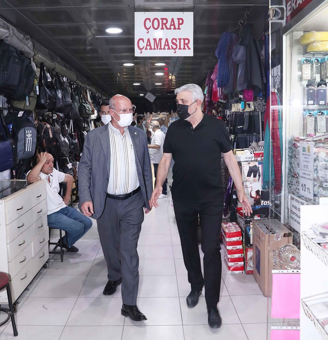 ATO Başkanı Baran Fuar Çarşısı'ndaki işletmeleri ziyaret etti