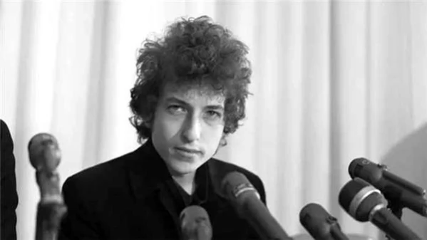 Bob Dylan hakkında cinsel istismar suçlaması