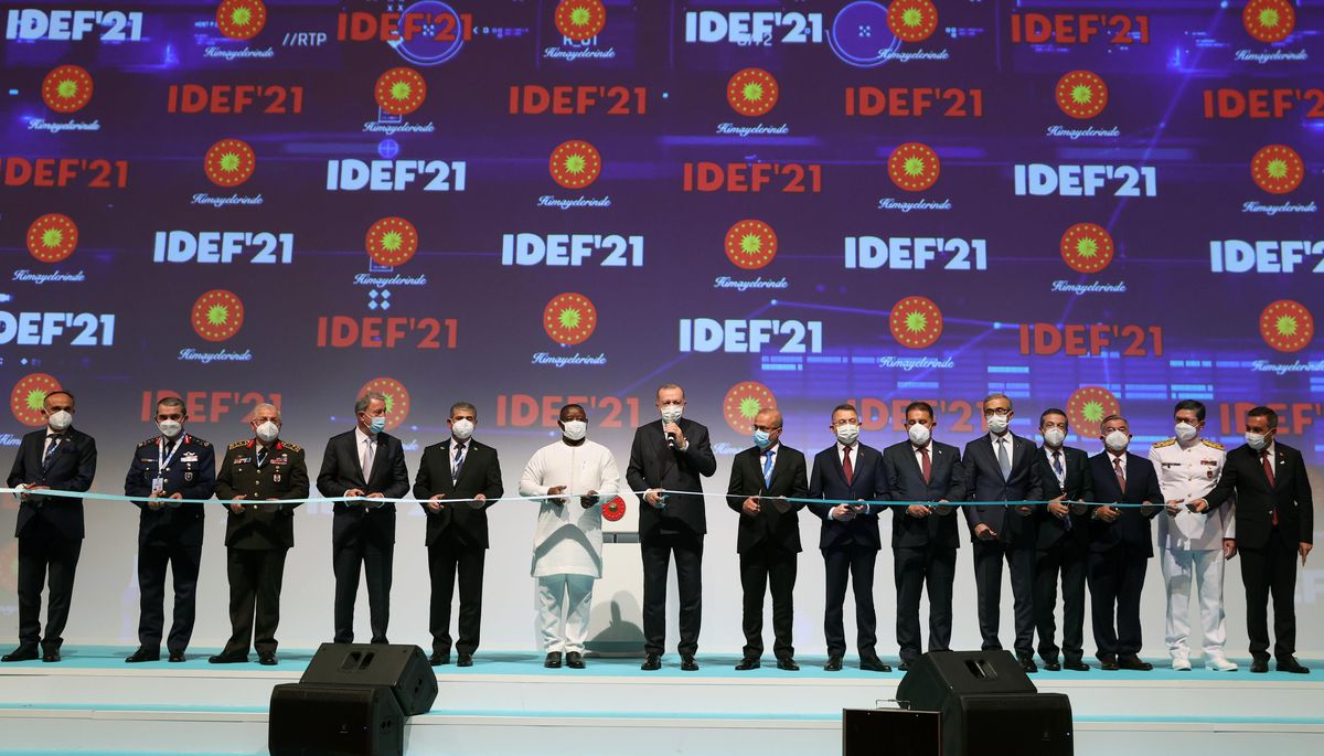 Cumhurbaşkanı Erdoğan, İDEF\'21 15. Uluslararası Savunma Sanayii Fuarı Açılış Töreni\'ne katıldı: (1)