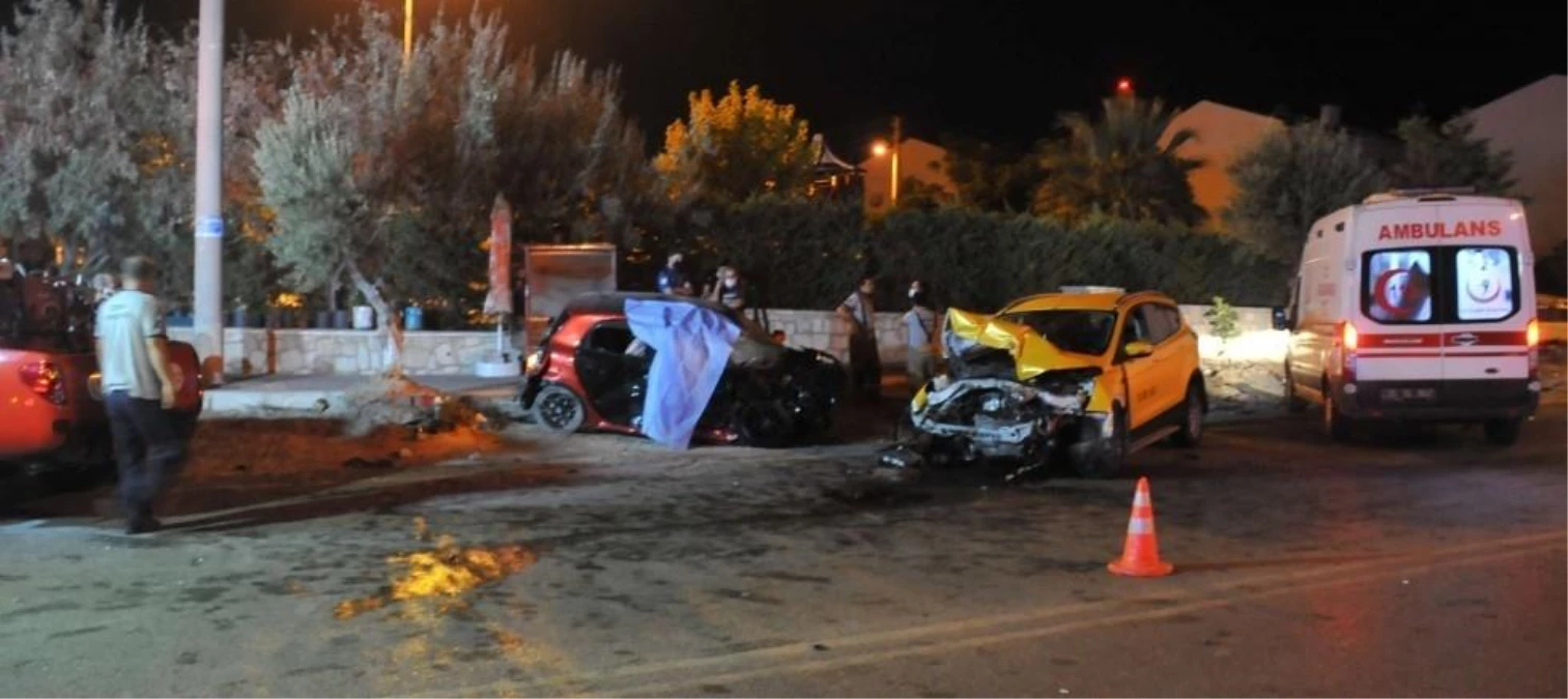 Son dakika haber: İzmir\'de taksi ile otomobil çarpıştı: 1 ölü, 1 yaralı