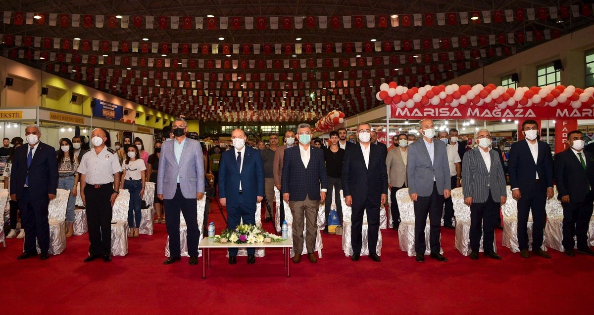 Kahramanmaraş\'ta bölgenin en büyük alışveriş fuarı açıldı