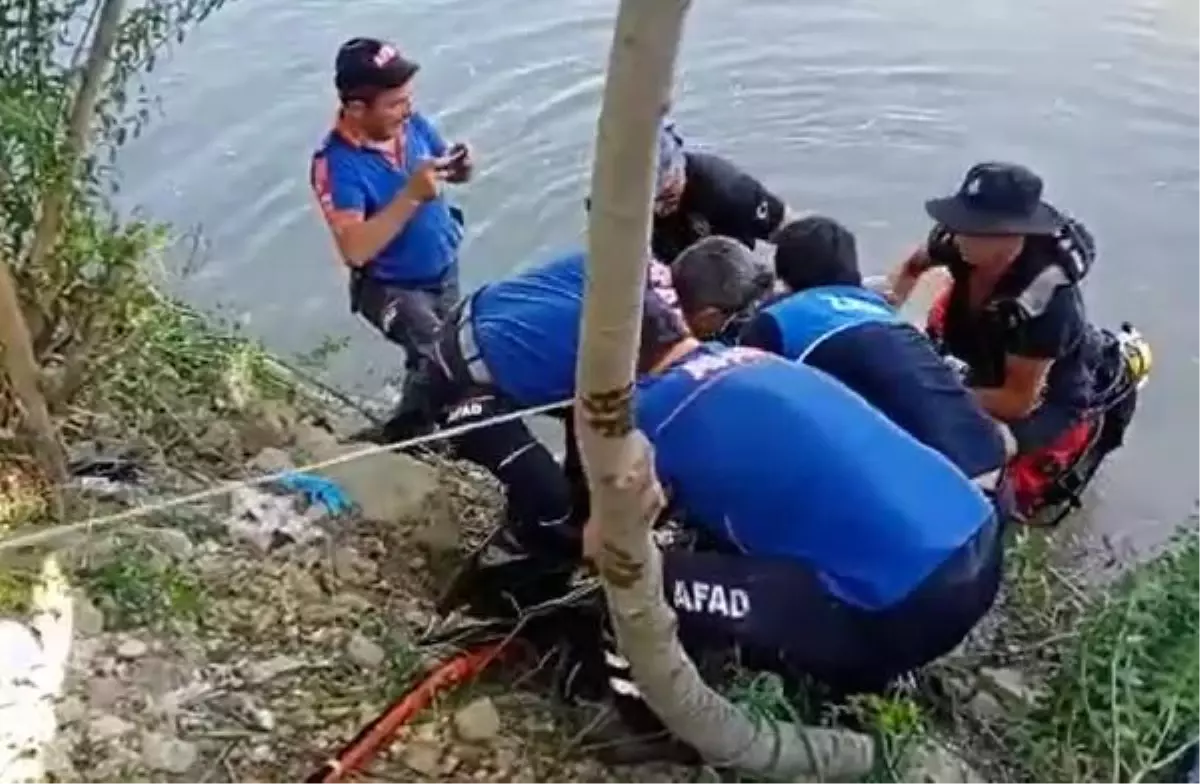 SAKARYA NEHRİ\'NDE KAYBOLAN HÜSEYİN\'İN CESEDİ BULUNDU