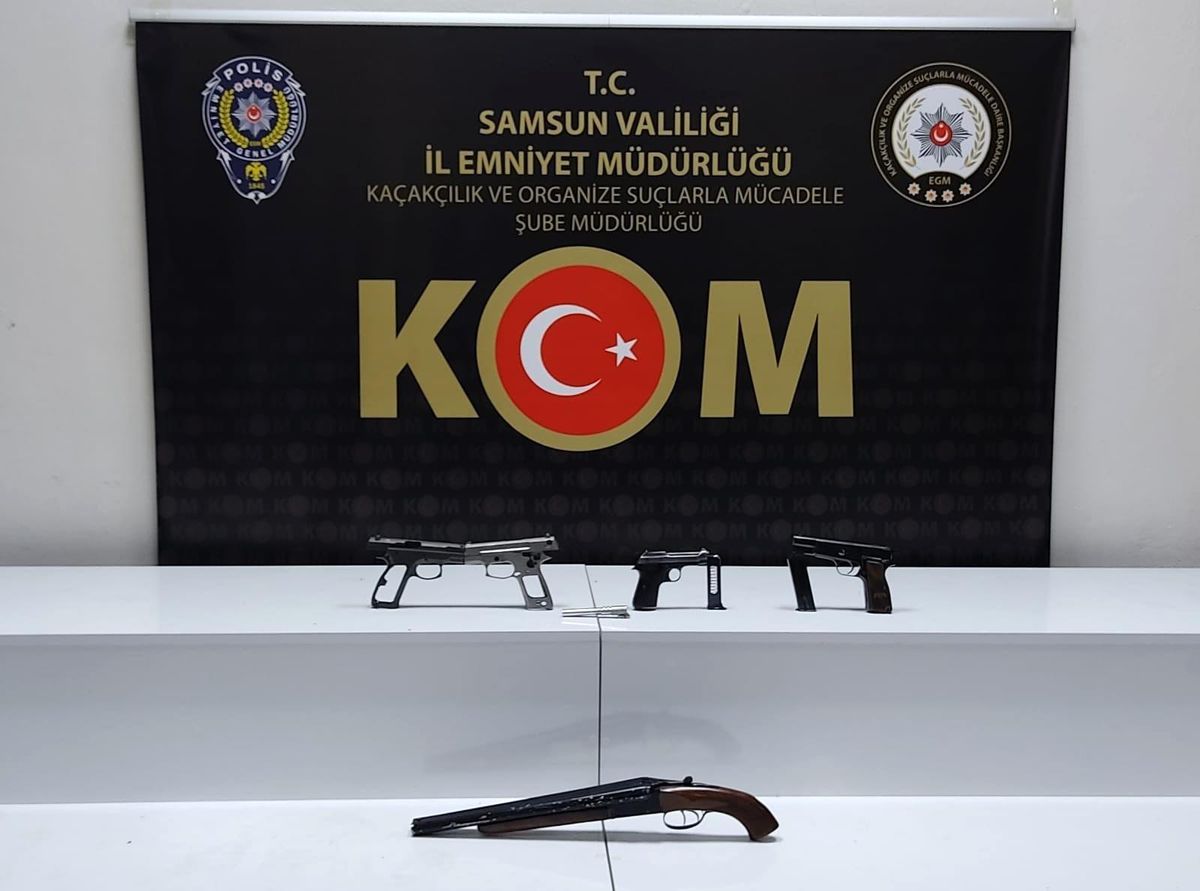 Son dakika 3. sayfa: Samsun\'da silah ticareti operasyonu: 6 gözaltı