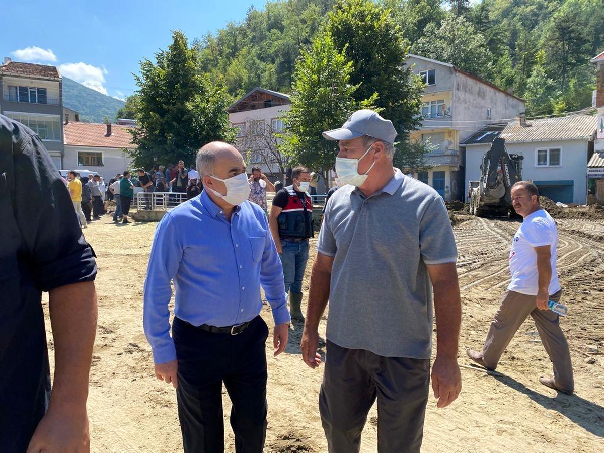 Samsun Valisi Dağlı, Ayancık\'ı koordine etmek için görevlendirildi