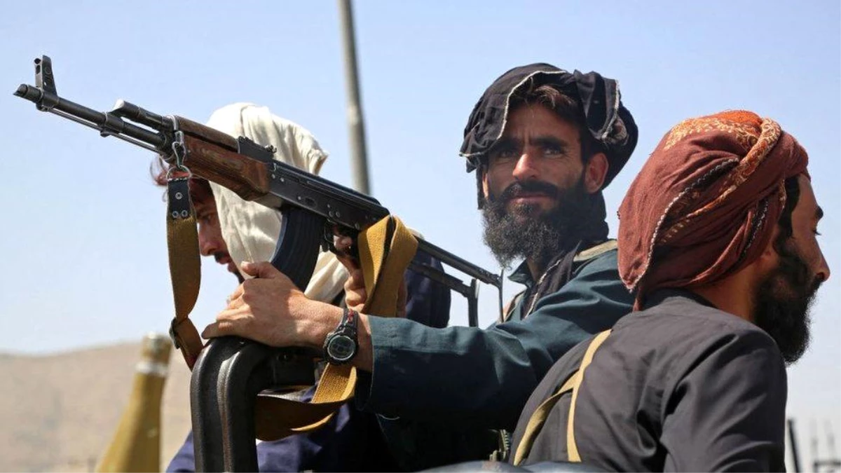Taliban, Afganistan\'da kontrolü 10 günde nasıl sağladı?