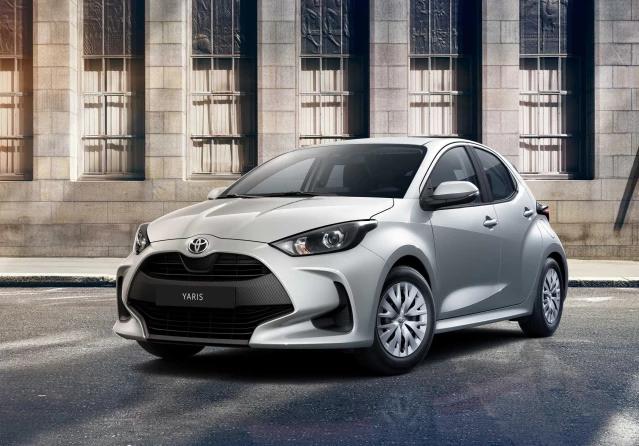 Toyota Yaris 1.0 rekabetçi fiyat avantajıyla pazara sunuldu