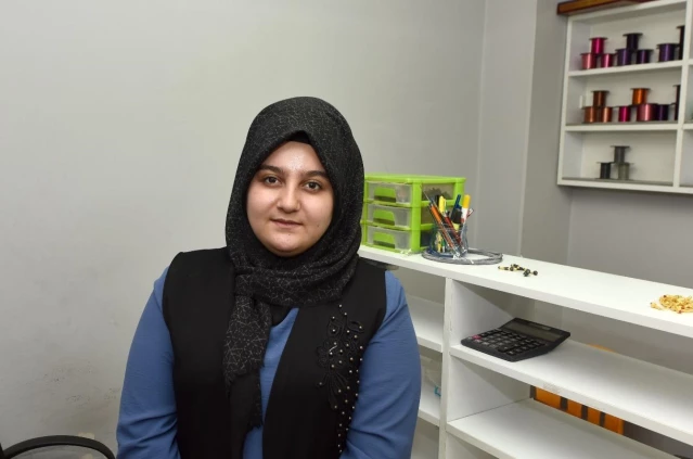 Trabzon'da kazaziye örücüsü genç kız, Türkiye'de 2021 yılının çırağı seçildi