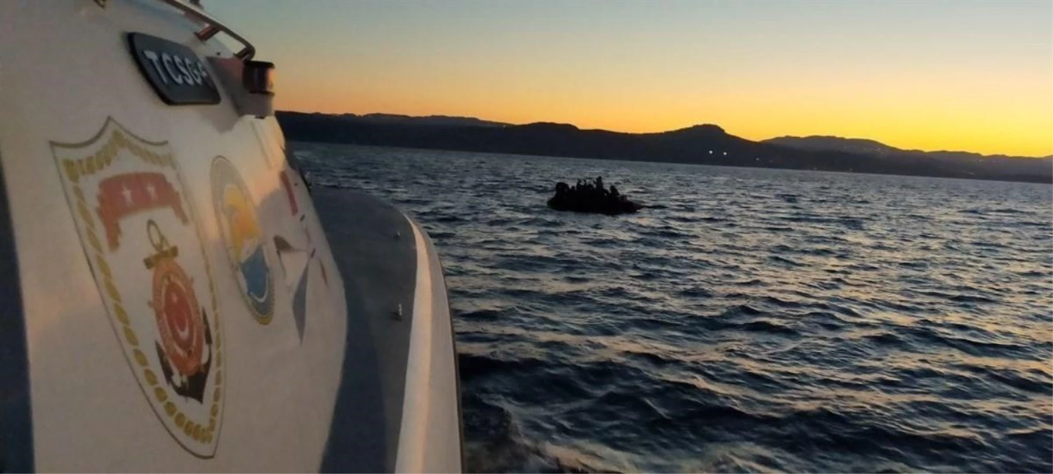 Son dakika! Yunanistan\'ın ölüme ter ettiği düzensiz göçmenleri Türk askeri kurtardı