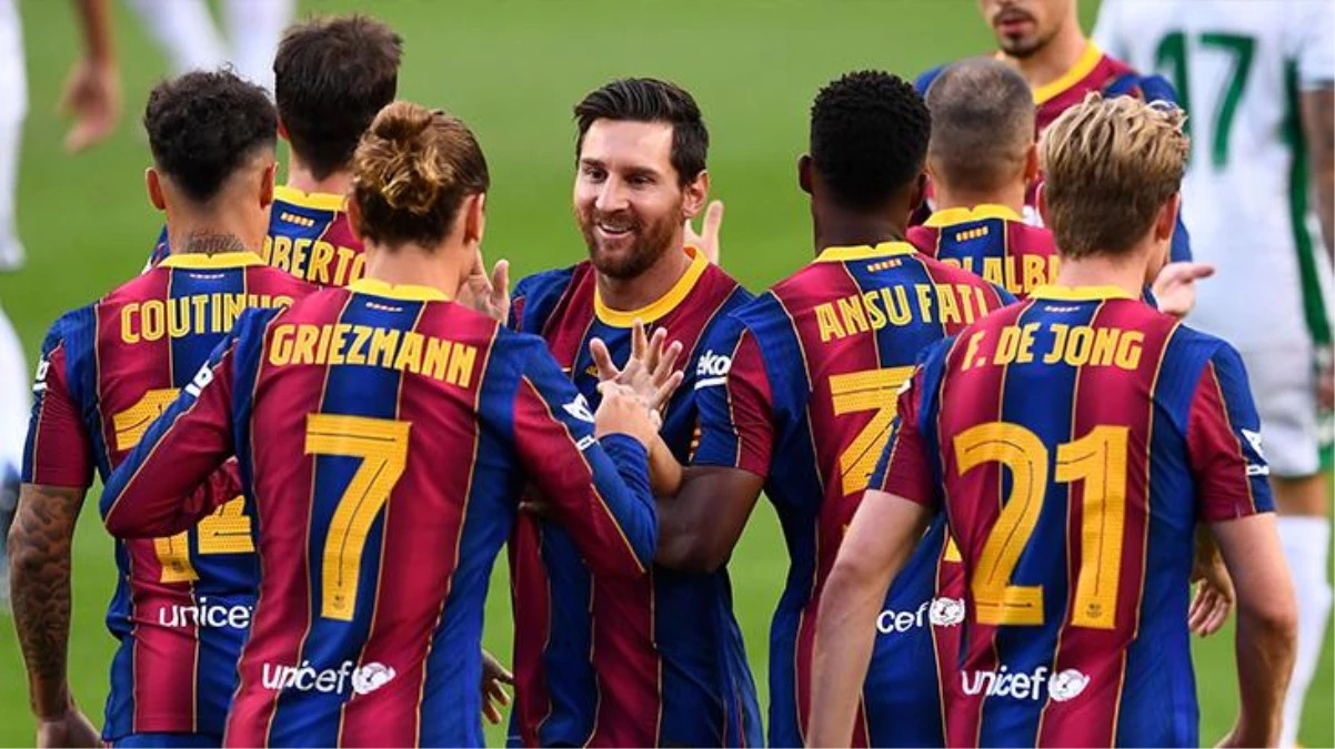 Barcelona, Messi\'nin ayrılığı sonrası 10 numarayı Coutinho\'ya teklif etti! Taraftarlar isyan etti