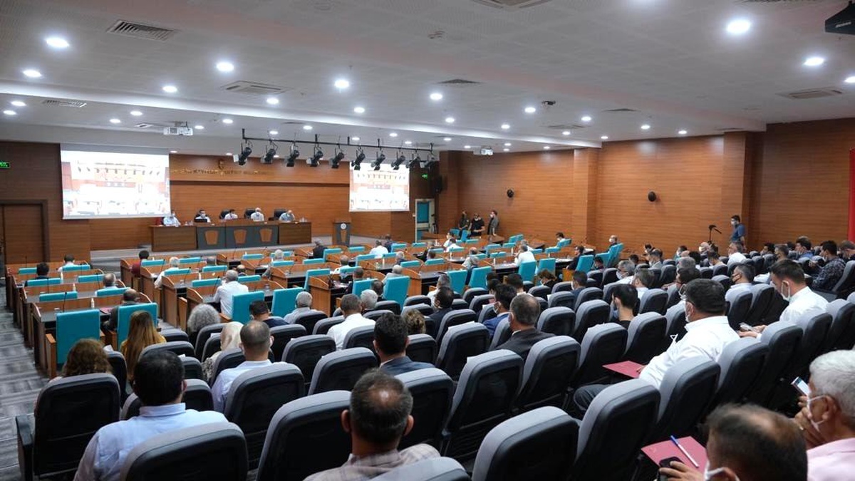 Burdur\' da afet bölgeleri için yardım toplantısı düzenlendi