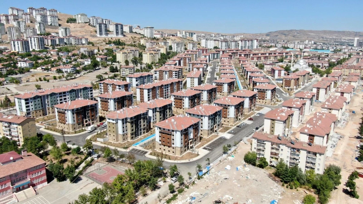 Deprem sonrası Elazığ\'da 24 bin 83 konut inşa edildi