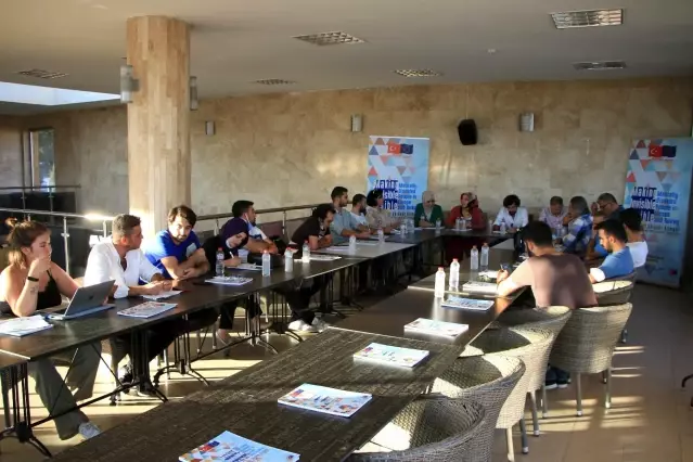 Elazığ'da 'Görünmezi Görünür Kıl' Projesi toplantısı