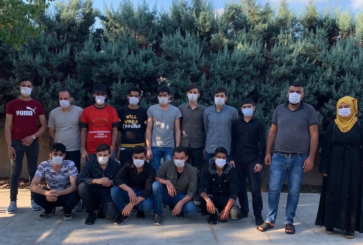 Son dakika haberleri! Kocaeli\'de 15 düzensiz göçmenin yakalanmasına ilişkin gözaltına alınan araç sürücüsü tutuklandı