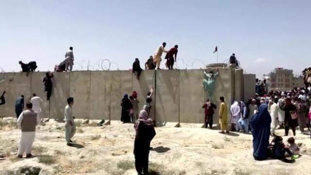 Taliban zulmünden kaçmak isteyen Afgan kadının yakarışları yürek dağladı Taliban zulmünden kaçmak isteyen Afgan kadının yakarışları yürek dağladı