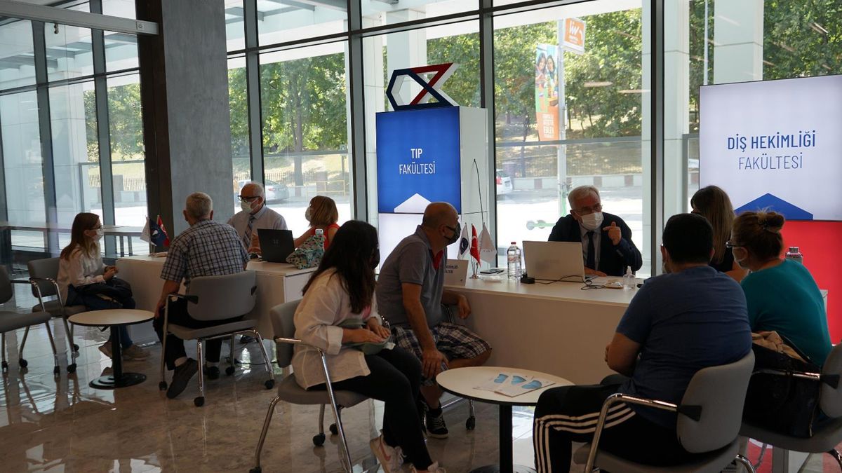 Tercih dönemi sürerken Atlas Üniversitesi tanıtım günleri devam ediyor