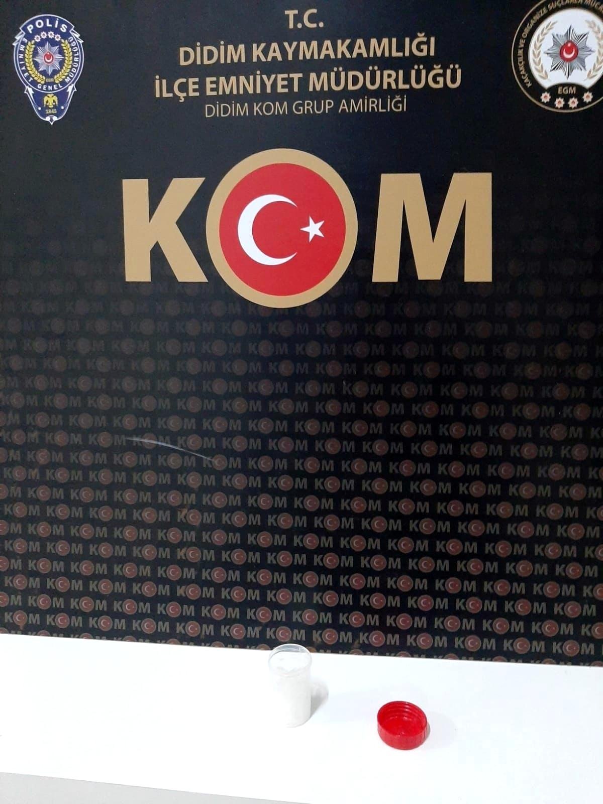 Uyuşturucu yüzünden karısı ile kavga eden eşe işlem yapıldı