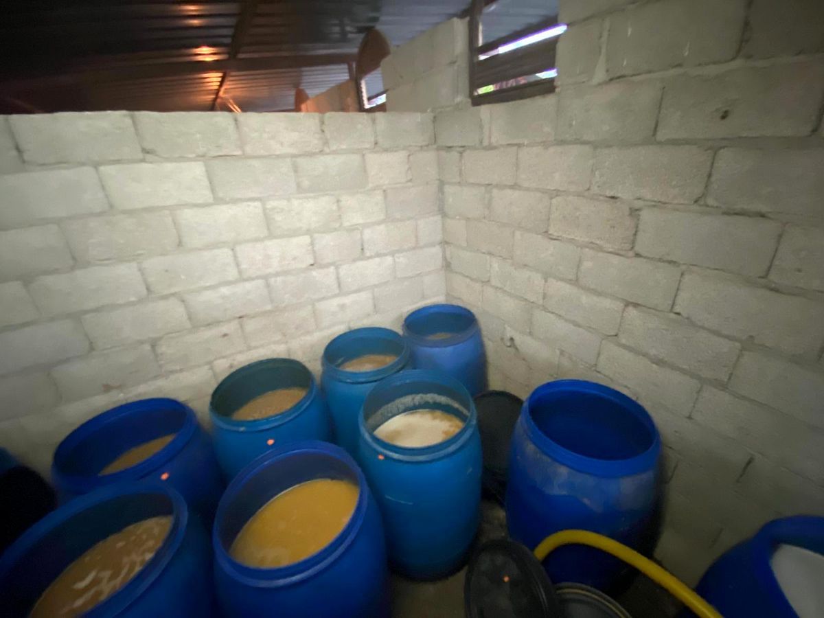 Adana\'da 6 bin litre sahte içki ele geçirildi