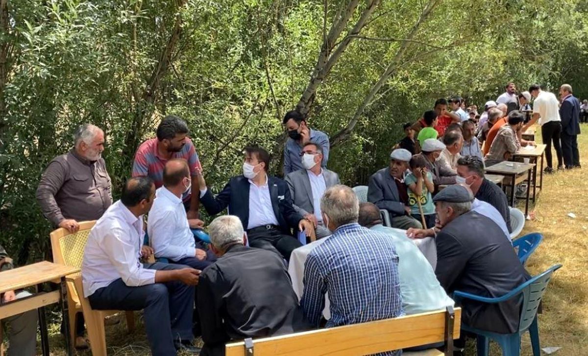 Aydemir\'den Hınıs Buluşması