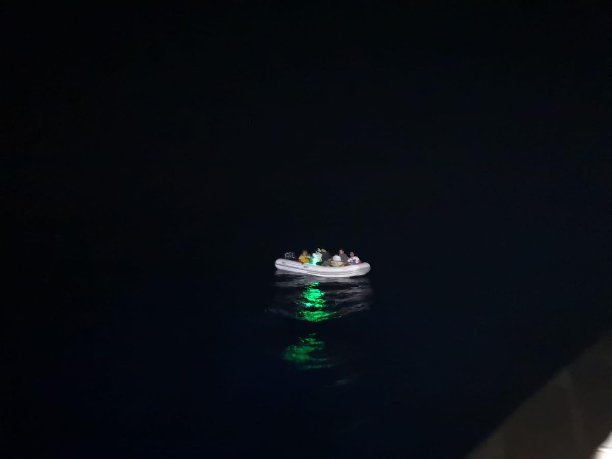 Bodrum\'da 44 düzensiz göçmen kurtarıldı