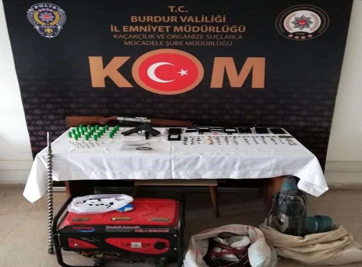 Burdur\'da tarihi eser kaçakçılığı operasyonu