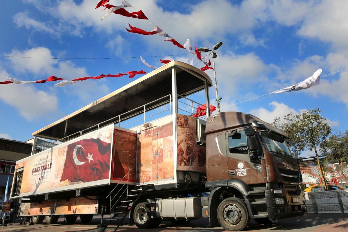 Çanakkale Destanı\'nın aziz hatıraları Sultangazililerle buluştu