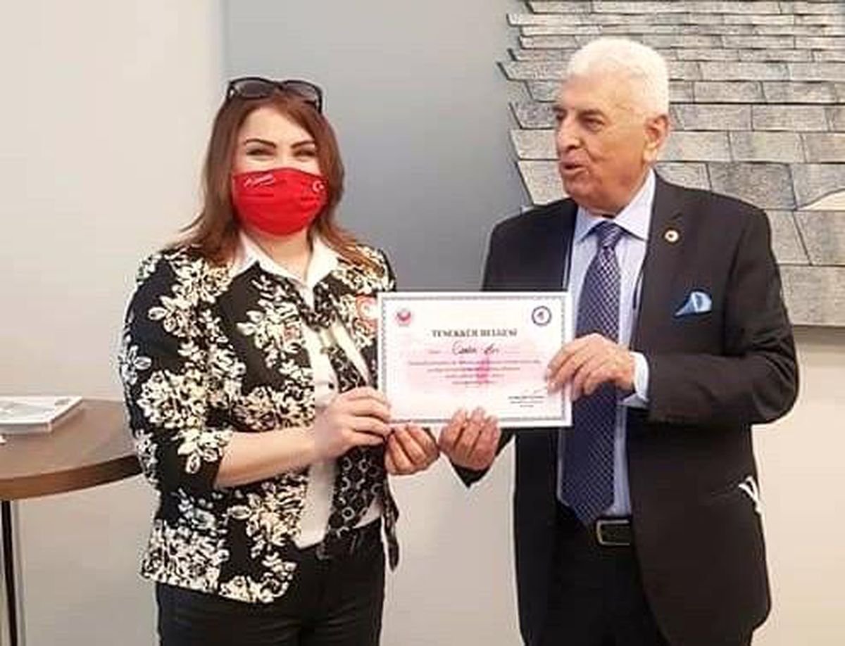 Eskişehir\'i Türkiye\'de temsil eden tek kadın muhtar