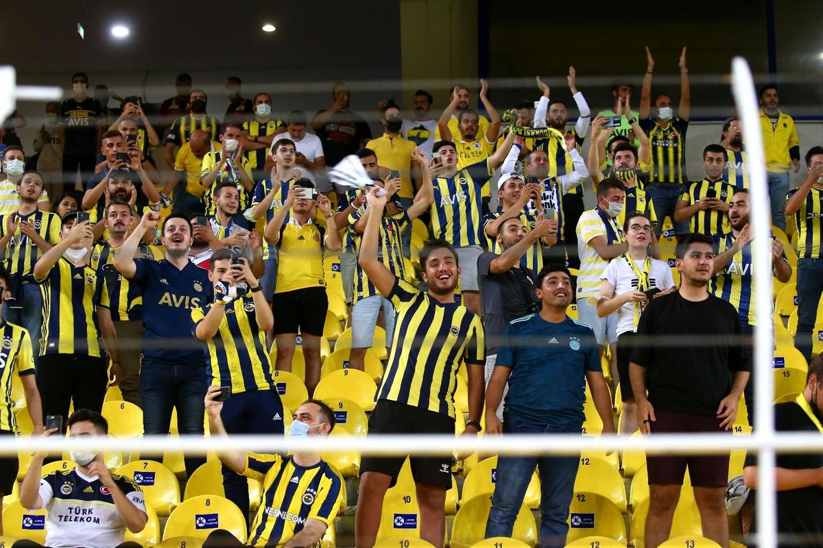 Fenerbahçe, 531 gün sonra taraftarının karşısında