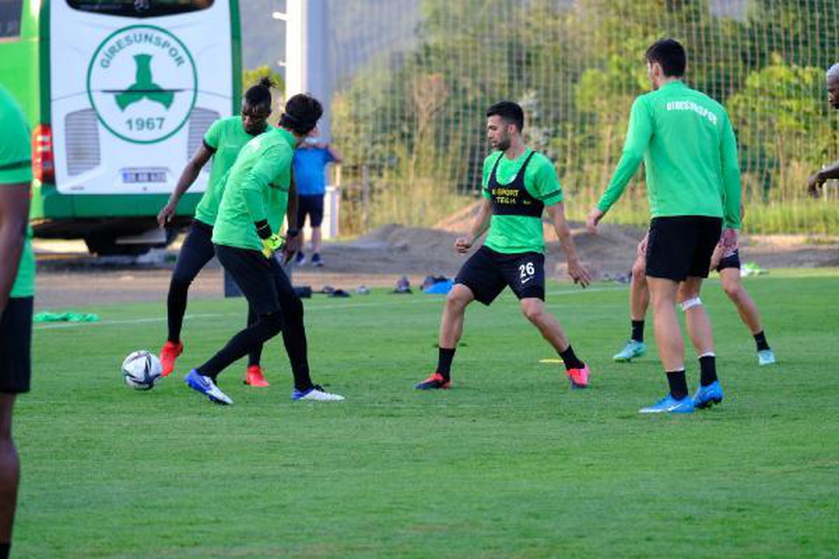 Giresunspor, Emre Taşdemir\'i kadrosuna kattı