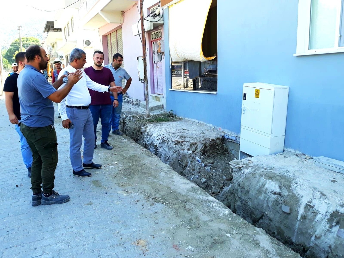 Koçarlı\'da enerji nakil hattı komple yenileniyor