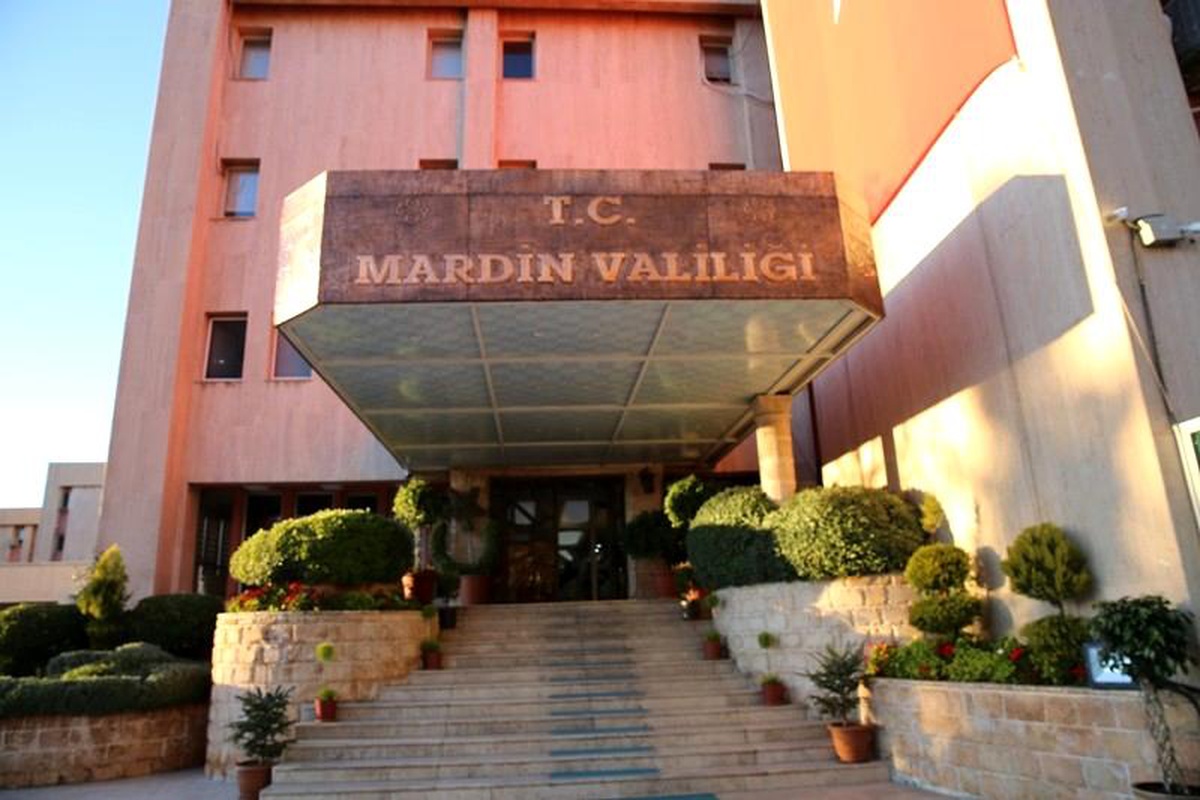 Mardin\'de gösteri yürüyüşü ve açık hava toplantıları 15 gün yasak