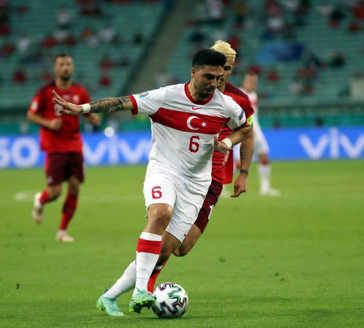 Fenerbahçe, Ozan Tufan\'ı Watford\'a kiraladı