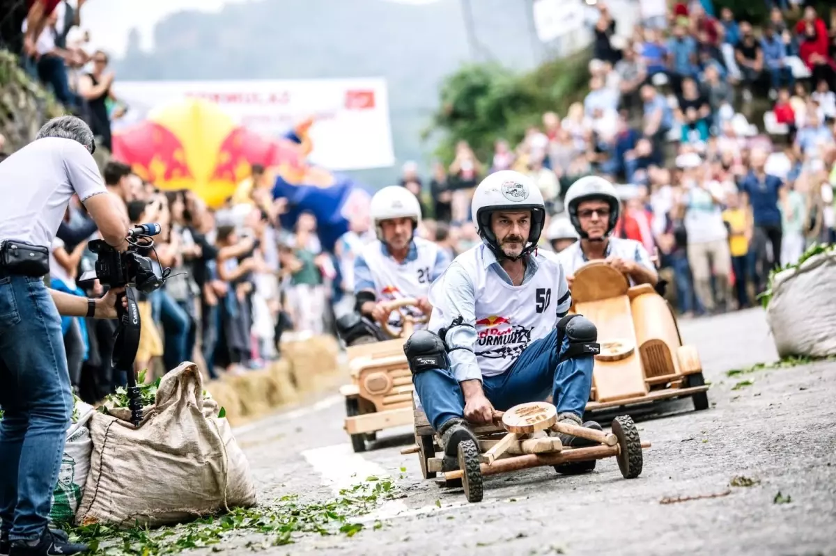 Rize, Red Bull Formulaz\'a hazır