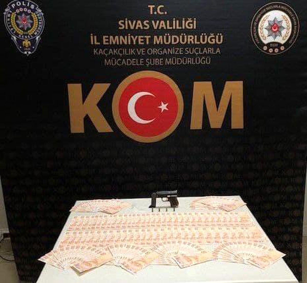 Sivas\'ta sahte para operasyonu